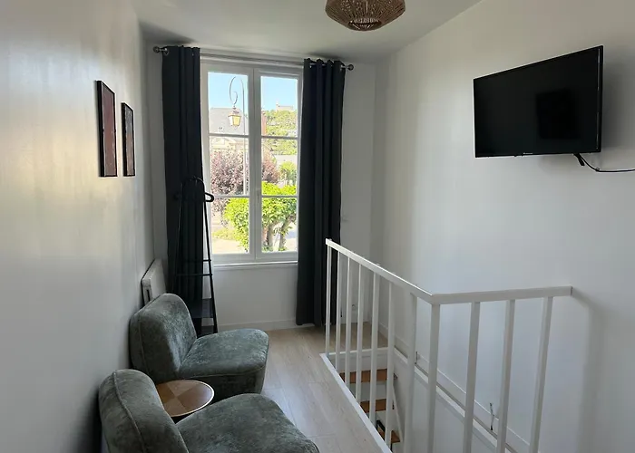 Verdun - Maisonnette Avec Parking Prive